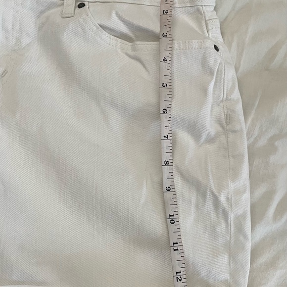 Eddie Bauer Boyfriend cut white shorts size 8 - Picture 4 of 6